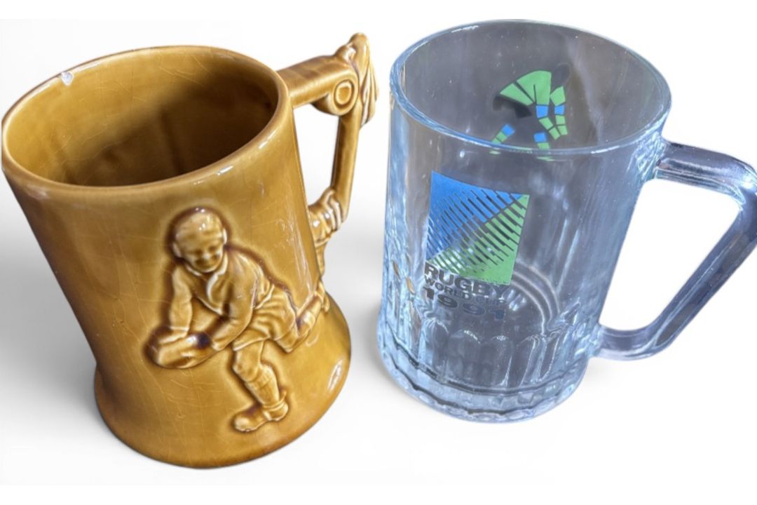 Rugby Tankards from England, 30s Staffs Ceramic and 1991 RWC Glass (2): Familiar glossy brown