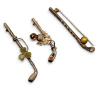 2x Period silver Ladies Golf Brooches: an Irish three leaf clover on golf club, Scottish thistle