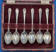 Cased set of 6x Sheffield 1911 silver hallmarked Golf Prize Tea or Coffee Spoons, each faced with