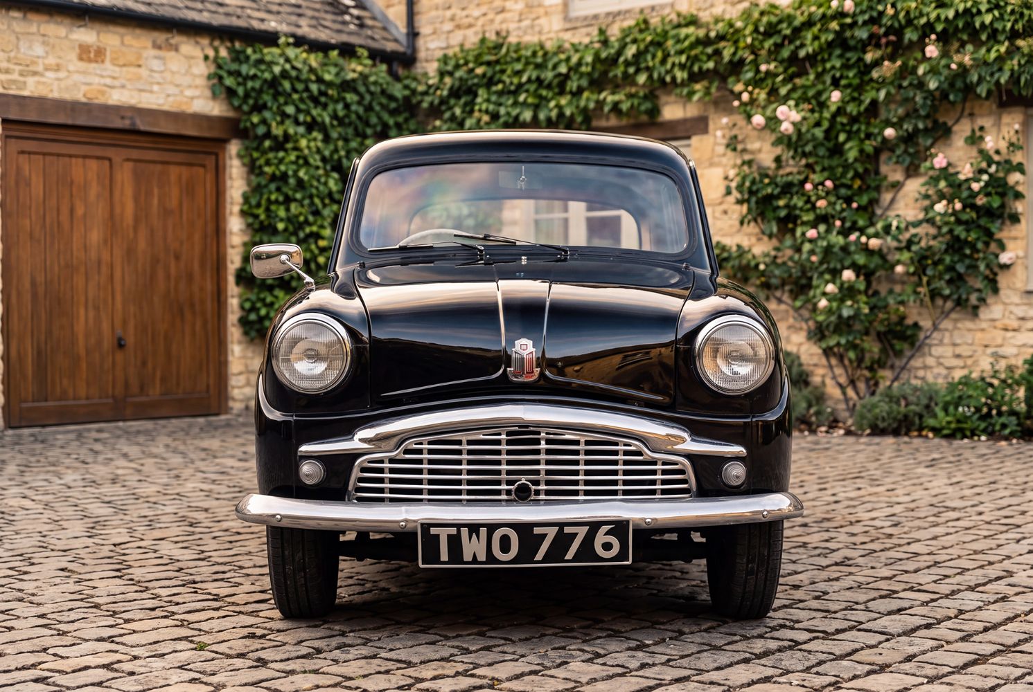 Nigel Ward & Company | Special Late October Auction of Vintage & Modern ...