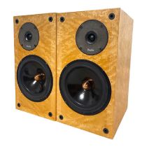 PRO AC TABLETTE 2000 BOOKSHELF SPEAKERS.