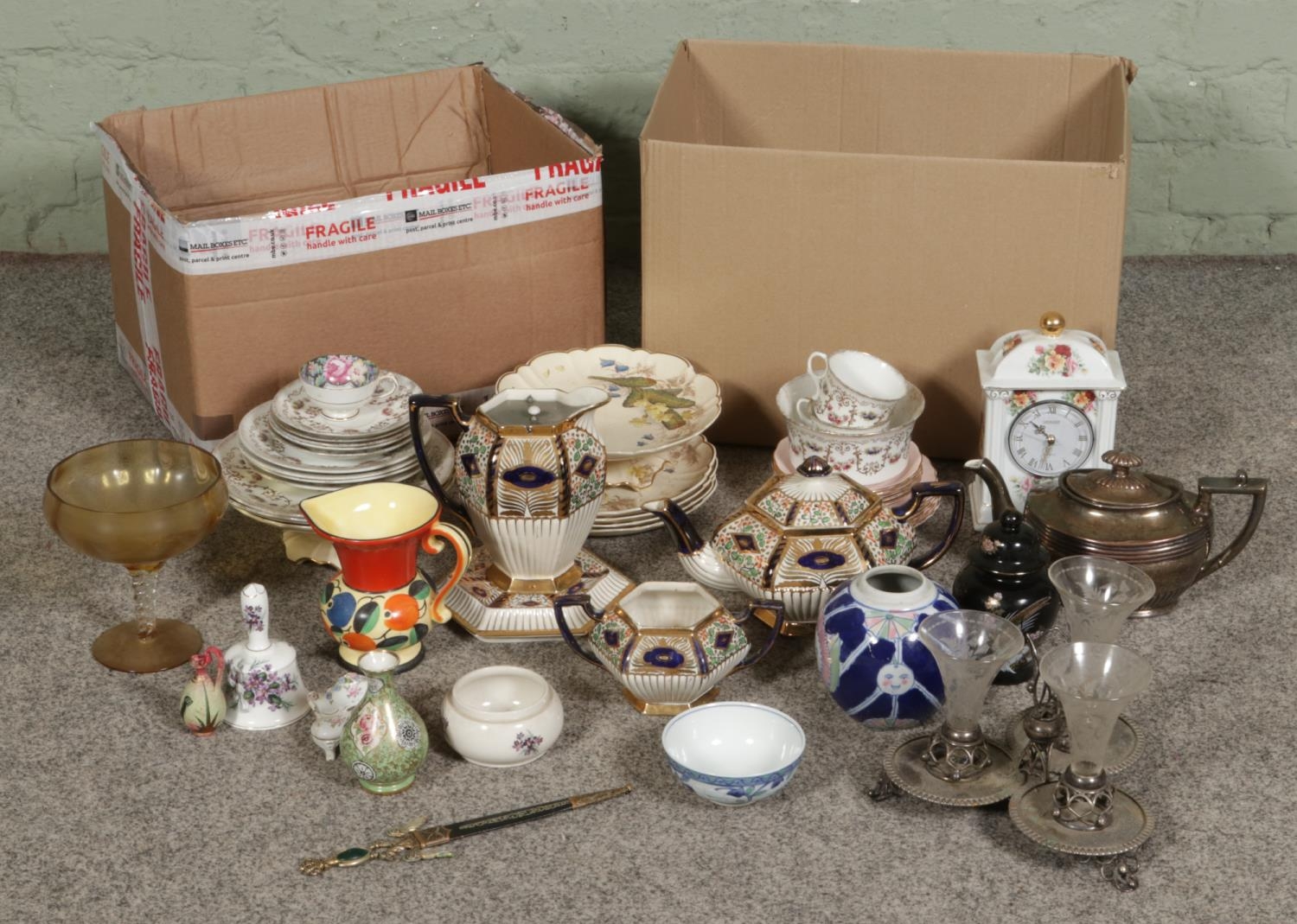 A box of mixed ceramics, glass and metalwares including George Jones & Sons Primrose pattern