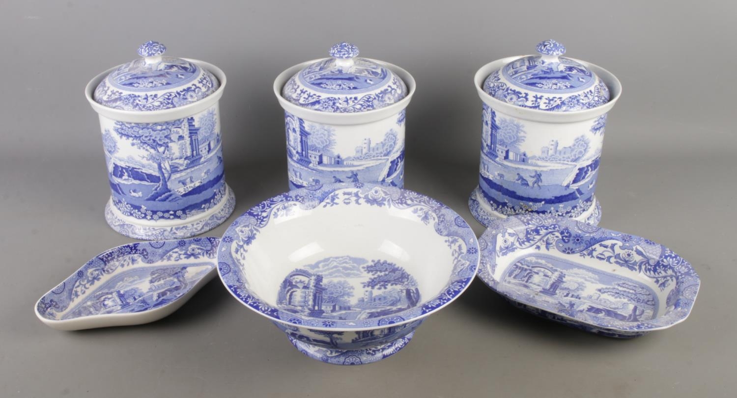 A small collection of Spode Italian ceramics, to include three lidded ...