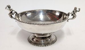 A Edwardian silver bowl, hallmarked London 1909, weight approx. 13.46oz.