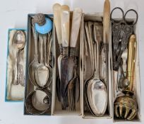 A collection of silver and plate items to include teaspoons, snuff box, napkin ring, thimble,
