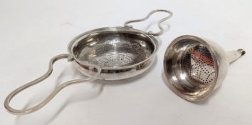 A silver wine funnel and strainer, hallmarked London 1801, total weight approx. 8.43oz.