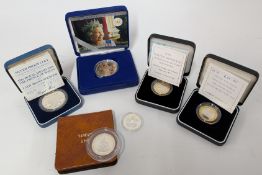 A collection of commemorative silver coins to include a Queen Elizabeth II Golden Jubilee