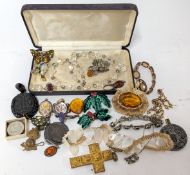 A collection of costume jewellery and other items including silver rings, necklaces, brooches etc.
