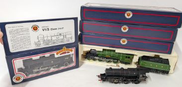 Hornby, an OO Gauge model of The Flying Scotsman, together with a Bachmann Gresley V1/3 class