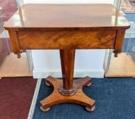 A late 19th century mahogany pedestal table with single drawer, height approx. 73cm