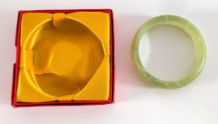 A Chinese jade bracelet, inner diameter of bracelet approx. 6cm, with box.
