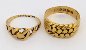 Two 18ct gold keeper rings, each of varying design, hallmarked, sizes Q1/2 to L1/2