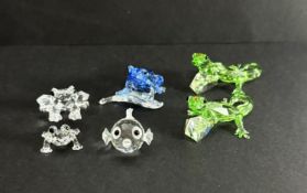 Swarovski Crystal Glass, a small collection including Frog Baby, 2009 event piece - Dart Frog, two