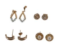 Four pairs of 9ct gold earrings, set with various semi precious stones and pearls, 3.6g.