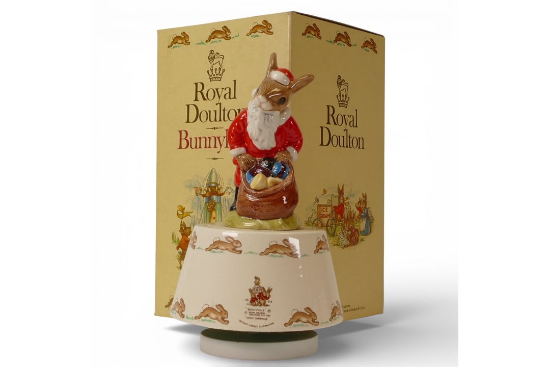 Royal Doulton Bunnykins Musical Character Santa DB17 music box playing White Christmas (unchecked) - Image 1 of 4