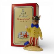 Royal Doulton Bunnykins Character Figure Joker DB171, L/E for UK I Ceramics, complete with