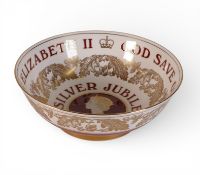 Wedgwood, to commemorate the Silver Jubilee of Her Majesty Queen Elizabeth II, 1952-1977, limited