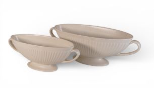 Wedgwood Etruria moonstone mantle vases. (H: 22.5cm) (2)