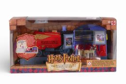Harry Potter Platform 9 3/4 World of Hogwarts mini playset, boxed. (H: 13.5cm x W: 26.5cm)