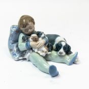 Lladró porcelain figurine, Sweet Dreams, no.1535. (L: 17cm)