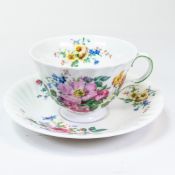 Royal Doulton Arcadia H4802 pattern, part tea/coffee/dinner set to include - tea pot, coffee pot,