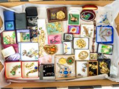 A good collection of vintage costume jewellery from the estate of a lady collector, including