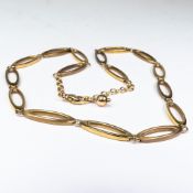 9ct gold Open Oval link necklace, L.52cm, 15.9g.