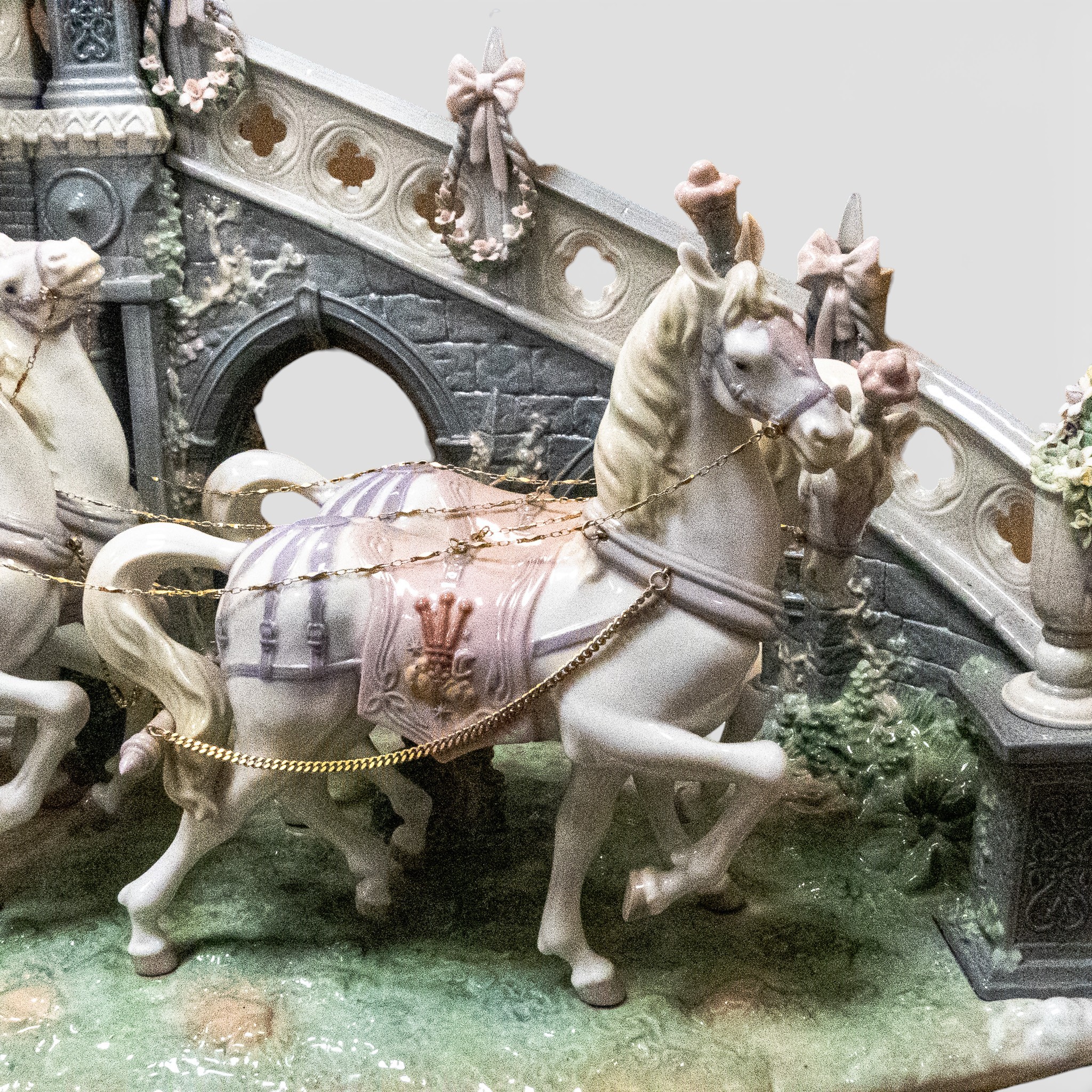 Lladró 'Cinderella's Arrival' Model No:-1785, this spectacular display is a delightful take on - Image 10 of 15
