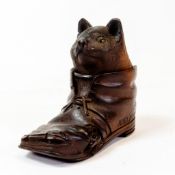 A Black Forest fruitwood carved oak cat & mouse inkwell with glass liner, marked Adelroden, h.11 x