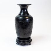 Chinese Mantel Vase, the black incised decorated vase, with 6 character marks to base, h.23cm, on
