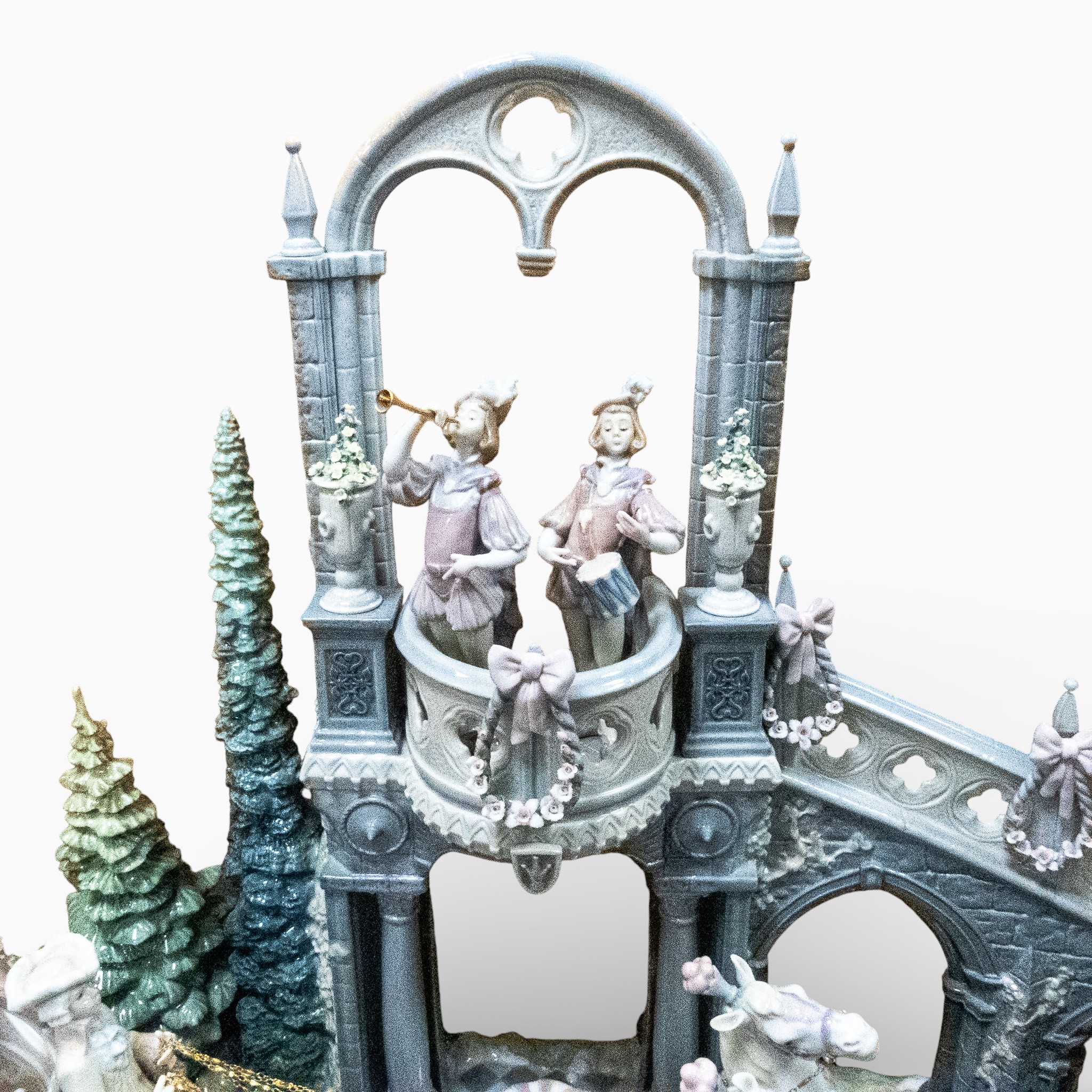 Lladró 'Cinderella's Arrival' Model No:-1785, this spectacular display is a delightful take on - Image 7 of 15