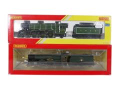 Hornby OO gauge locomotives R3086 4-6-0 Class LNER A1 Flying Scotsman 4472 and 4-6-0 Castle Class
