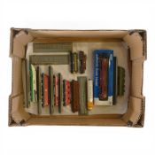 Dapol N gauge diesel locomotive 2D-003-003 Class 52 BR maroon Western Sultan, together with a