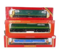 Hornby Railways OO gauge locomotives to include R.074 Hymek Class 35 Diesel, R219 Class 47 Co-Co NSE