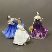 Royal Doulton lady figurines to include Elaine HN2791, Special Gift HN4744 and Heather HN2956,