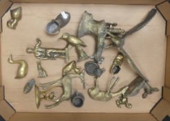 A Brass selection to include:- Eagle, deer, ducks, birds etc(1tray)