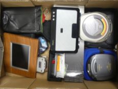 A mixed collection of electronic items to include Flip Video camcorder, Proception proAMP11, iWantit