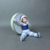 Goebel 1985 A. Ruiz - Clown With Drum, model 11404, height 14.5cm.