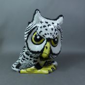 Lorna Bailey large model of an owl, black, white and yellow, Old Ellgreave backstamp, monogrammed