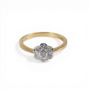 18ct gold & diamond cluster daisy set ring, size Q, 3.6g.