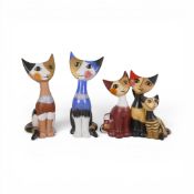 Goebel Porcelain Sitting Cats Rosina Wachtmeister series presented in vibrant colours to