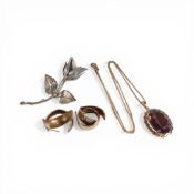 9ct gold broken earrings, 4.7g together with gold plated pendant & chain and flower brooch.