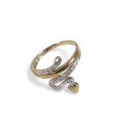 9ct gold ring with snake setting with white stones, size Q, 2.7g.