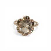 9ct gold dress ring set with oval Smoky stone, size R/S, 3.5g.