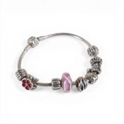 Pandora Silver charm bracelet, 38.1g.