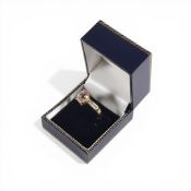 9ct gold ladies dress ring set with large light pink stone, size Q, 3.7g.