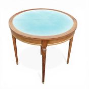 An Edwardian mahogany inlaid card table with folding top & tapered legs, open measurements H76cm x
