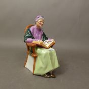 Royal Doulton character figure 'The Family Album' HN2321