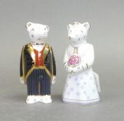 Royal Crown Derby, bride and groom, pair of teddy bears. (H: 9cm) (2)