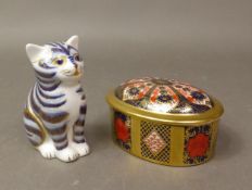 Royal Crown Derby Old Imari 1128 pattern oval trinket box and cover, with applied engraved
